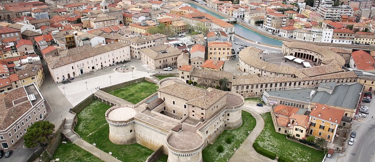 Senigallia centro commerciale naturale