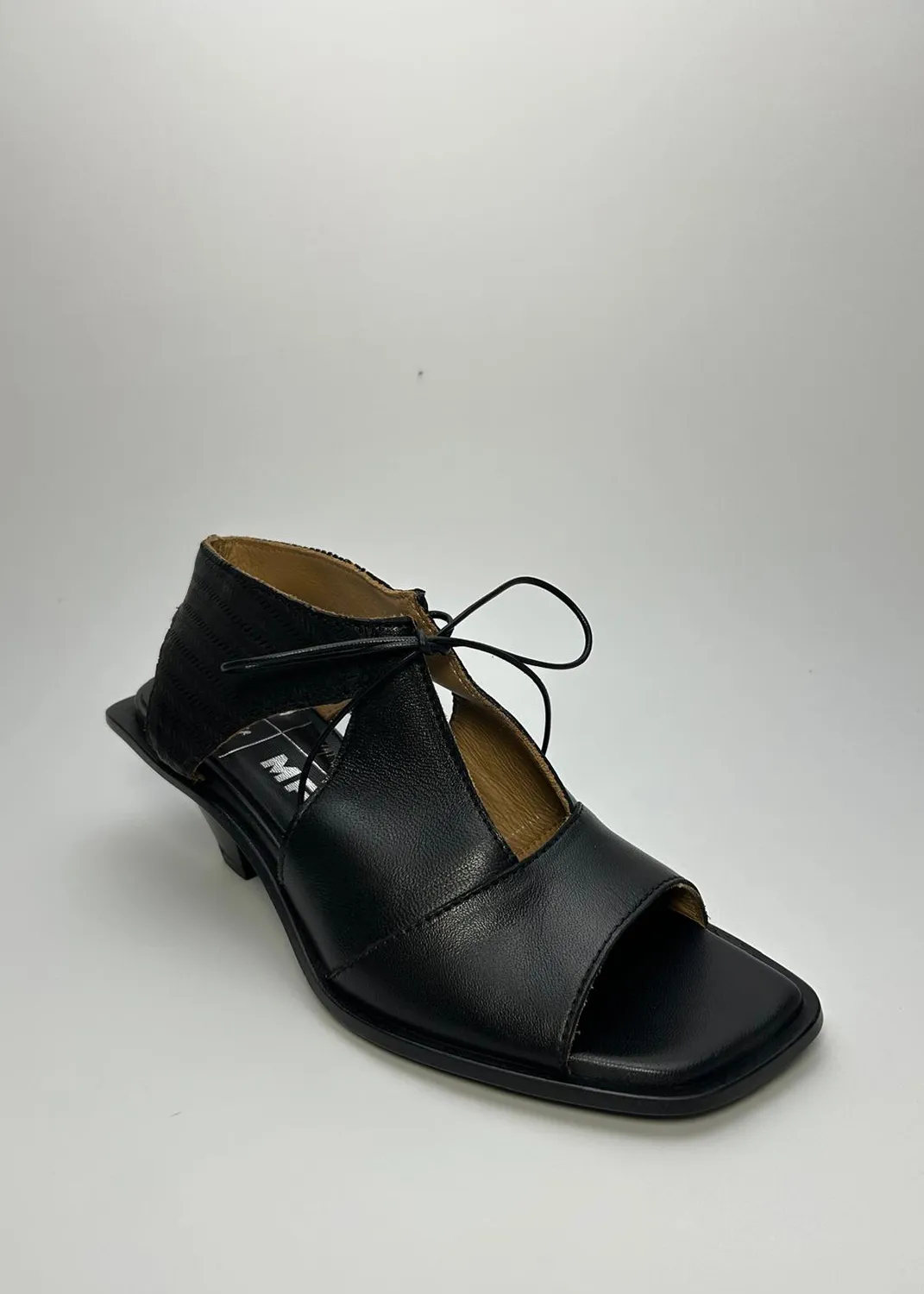 Immagine del retro dell articolo